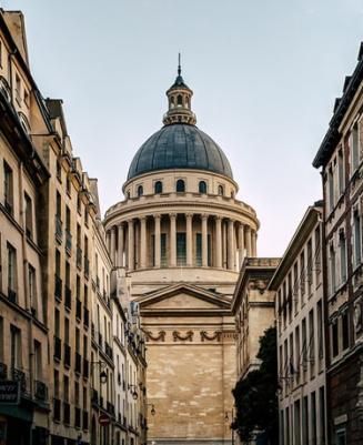 A walk in the 5th arrondissement