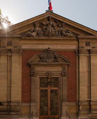 Tout proche, le Musée du Luxembourg