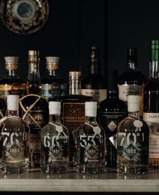 Le Marché de Noël du Bar 1802 : Un Voyage Exceptionnel au Cœur du Rhum