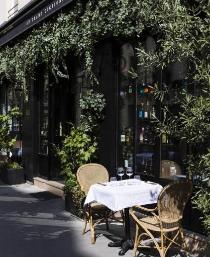 Le Grand dictionnaire - Hôtel Monte Cristo